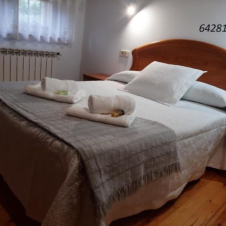 El Puentin Del Sella Con Wifi Y Parking Gratuito Appartement Onís Buitenkant foto