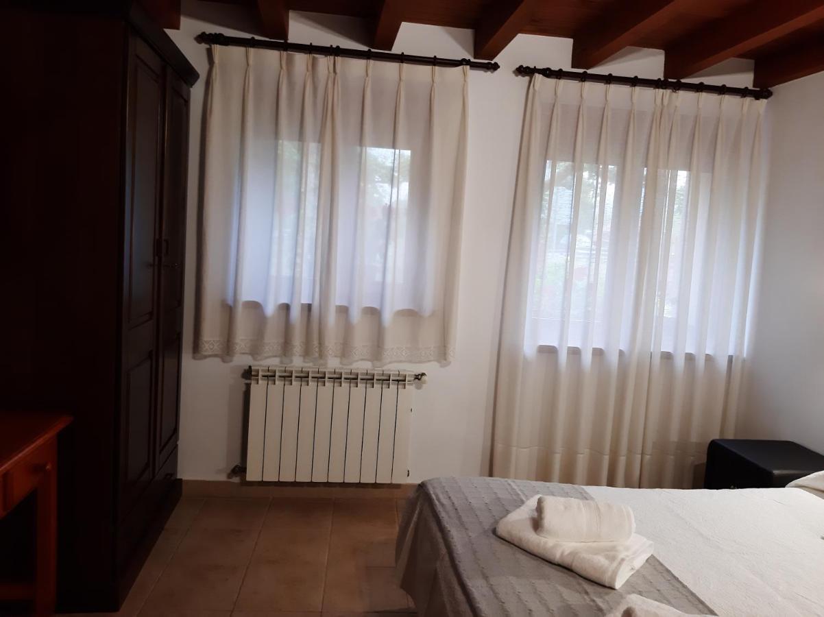 El Puentin Del Sella Con Wifi Y Parking Gratuito Appartement Onís Buitenkant foto